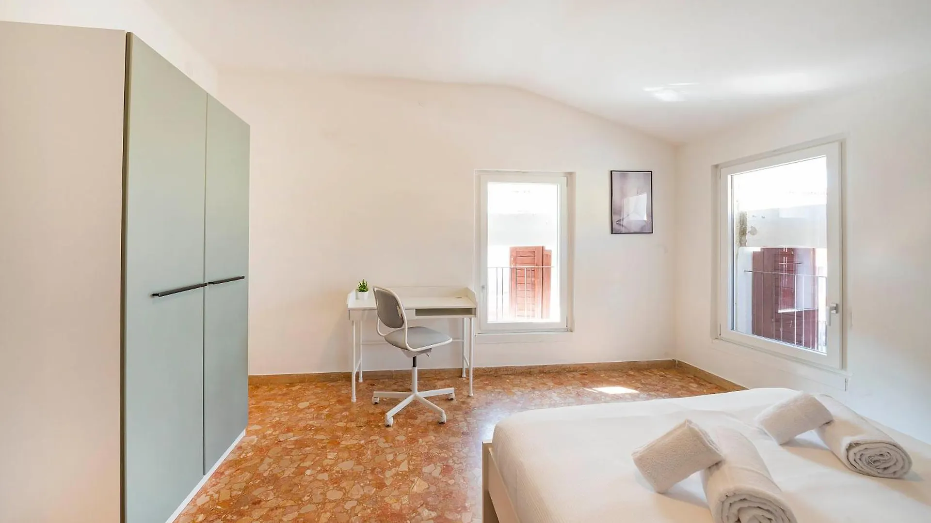 Italianflat - University Rooms Verona 0*,