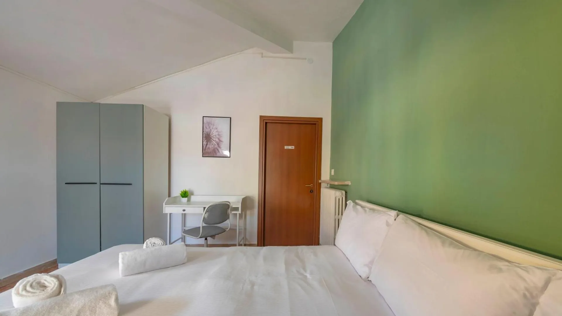 Italianflat - University Rooms Verona 0*,  Italien